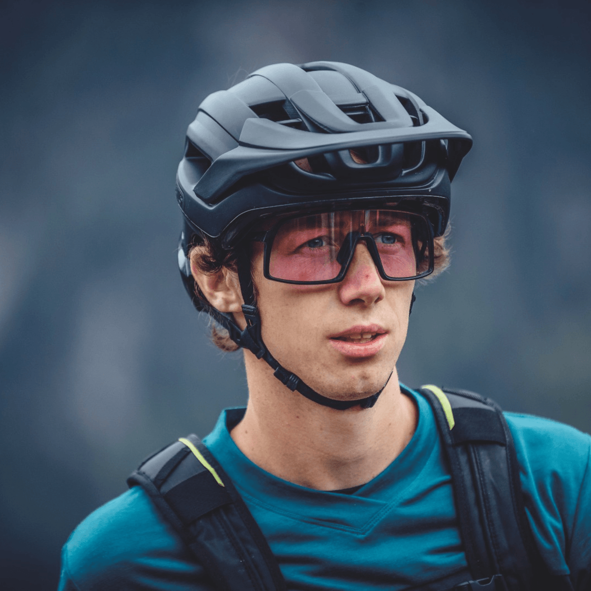 Abus MTB Helmet Cliffhanger MIPS Open Face Helmet