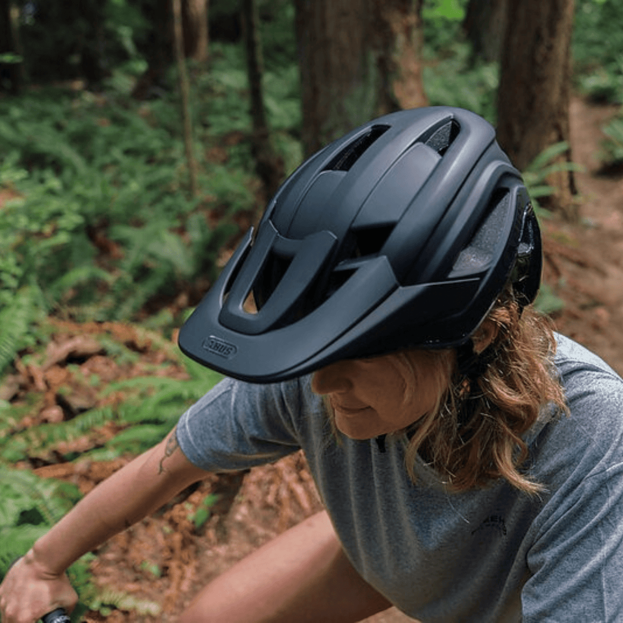 Abus MTB Helmet Cliffhanger MIPS Open Face Helmet