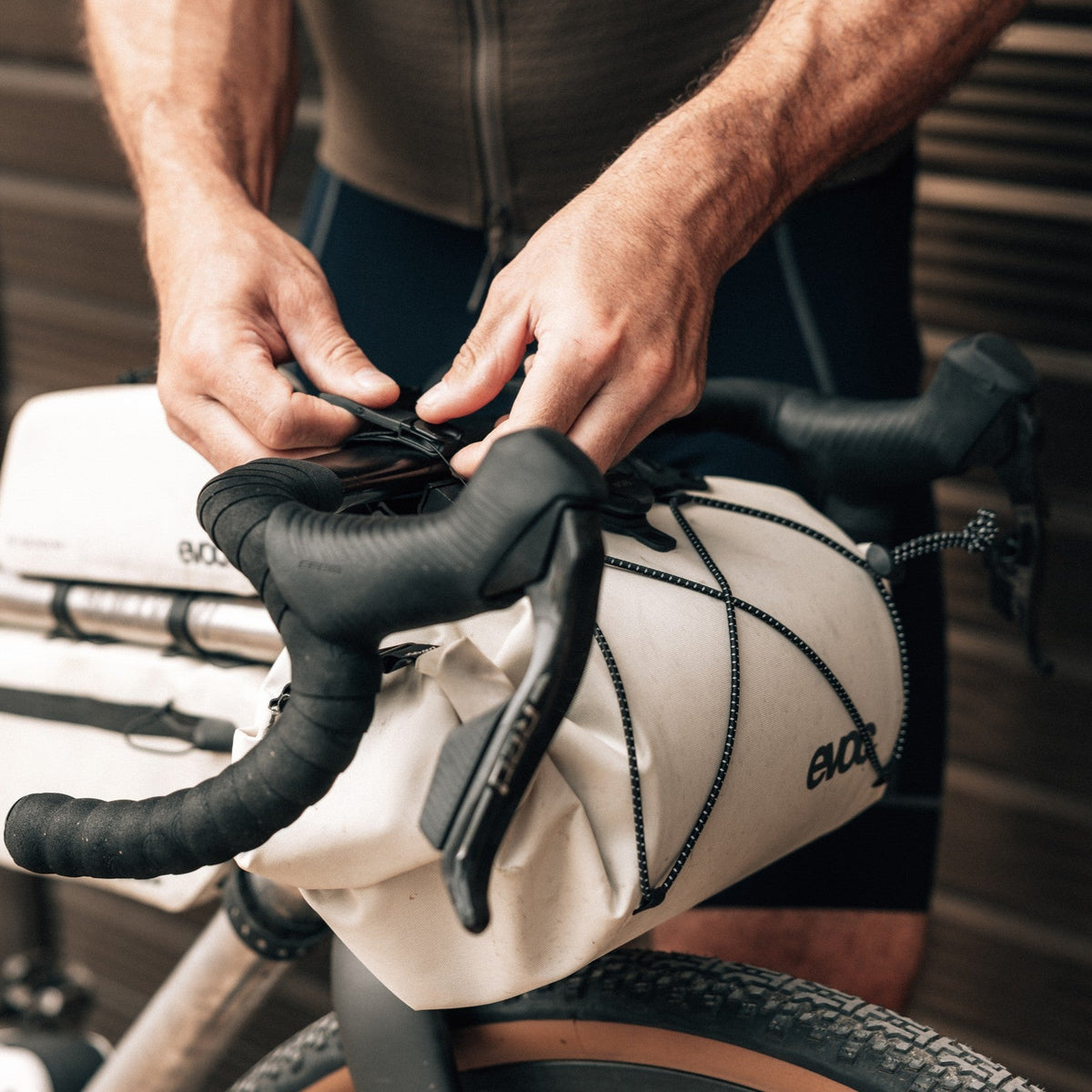 EVOC Handlebar Pack BOA WP 9