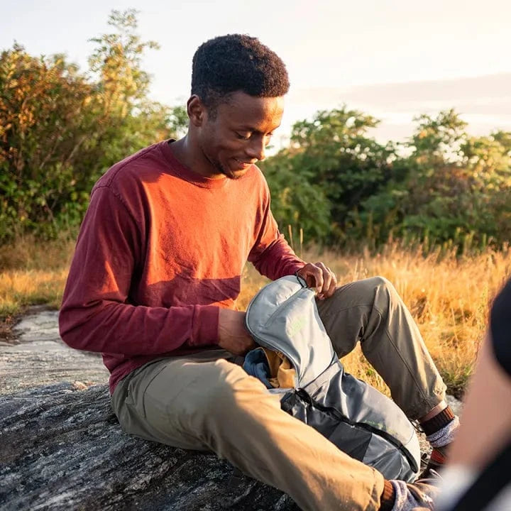Camelbak Hydration Day Pack Grey Flannel/Lime Punch Rim Runner X22 CB2714001000