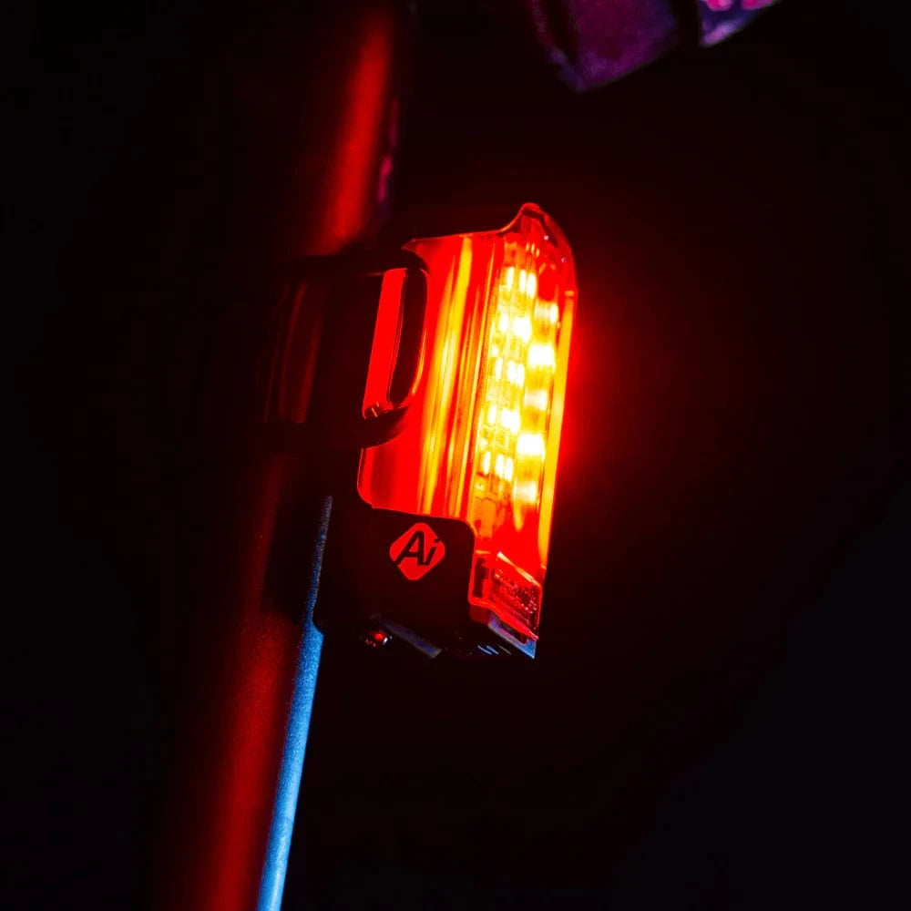 Lezyne Seat Post Light Strip Pro Ai Alert 400+ Rear LZ1LED37RV304