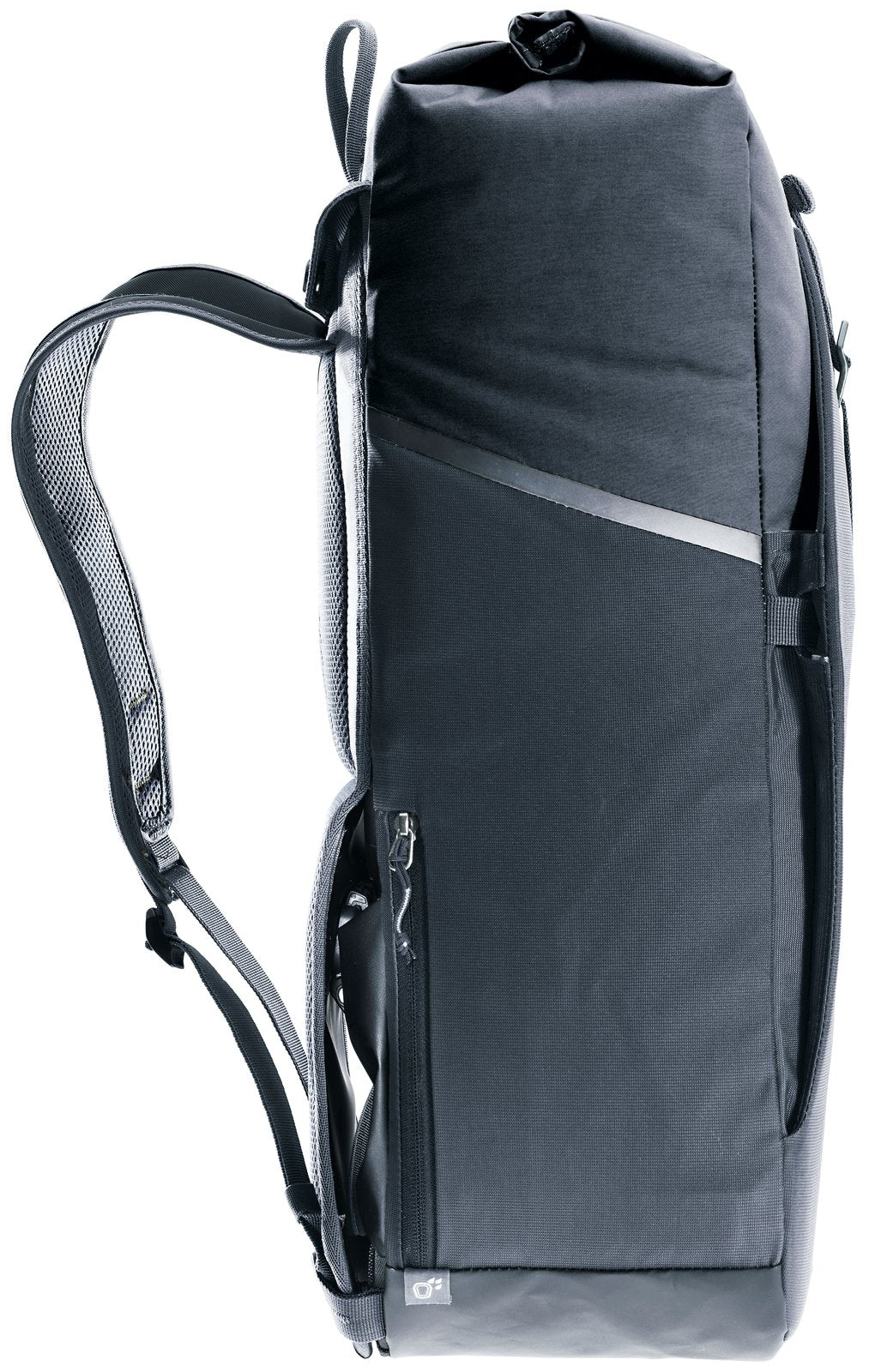 Side profile of the Deuter Xberg 25 with reflective strip