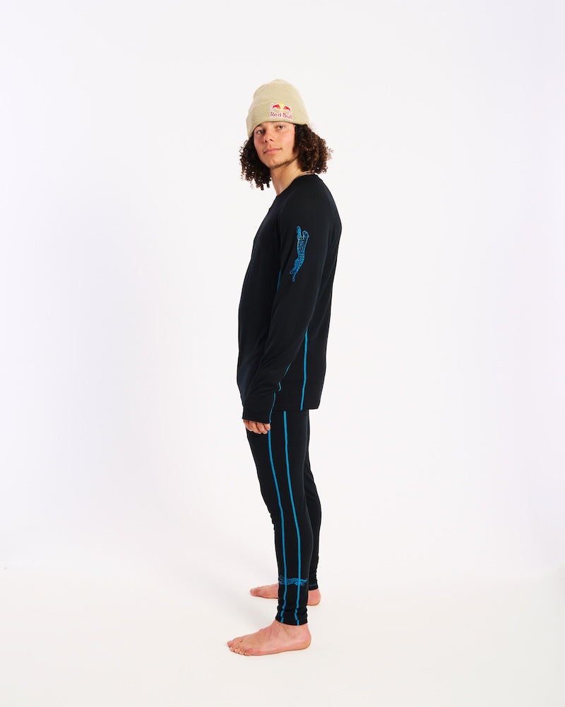 Side view of the black XTM Valentino Active200 merino top and thermal pants