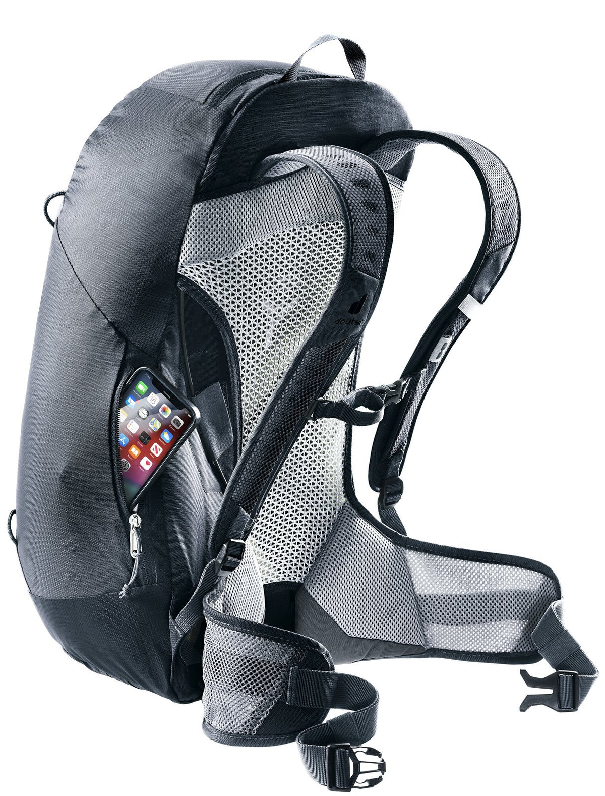 Deuter AC Lite 23 with a smartphone in the side smartphone pocket beside the mesh back