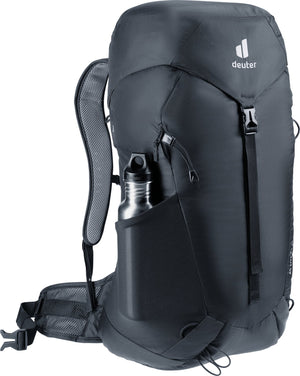 Deuter AC Lite 32 EL with a metal drink bottle in the mesh side pocket