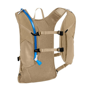 Harness side of the Moondust Chase Adventure 8 with mesh panel, sternum straps and blue tube