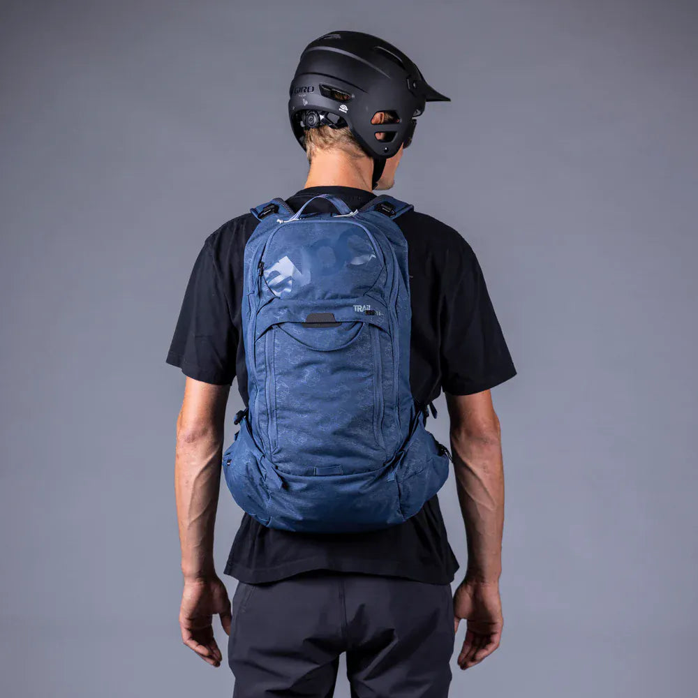 Evoc Hydration Pack Bike Trail Pro 16 Backpack