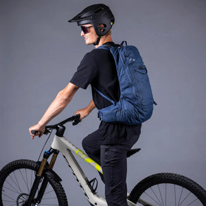 Evoc Hydration Pack Bike Trail Pro 16 Backpack