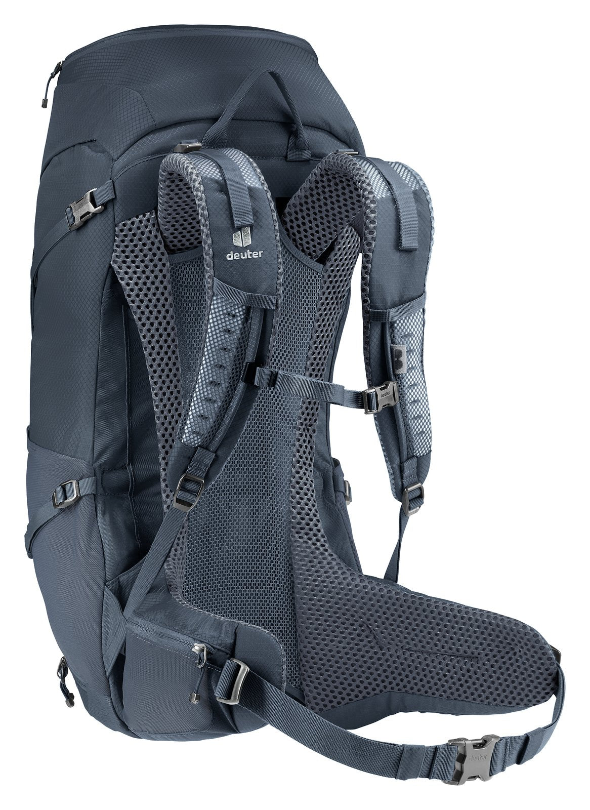 Deuter Futura 32 rear three-quarter view of the ActiveFit shoulder straps and sternum strap