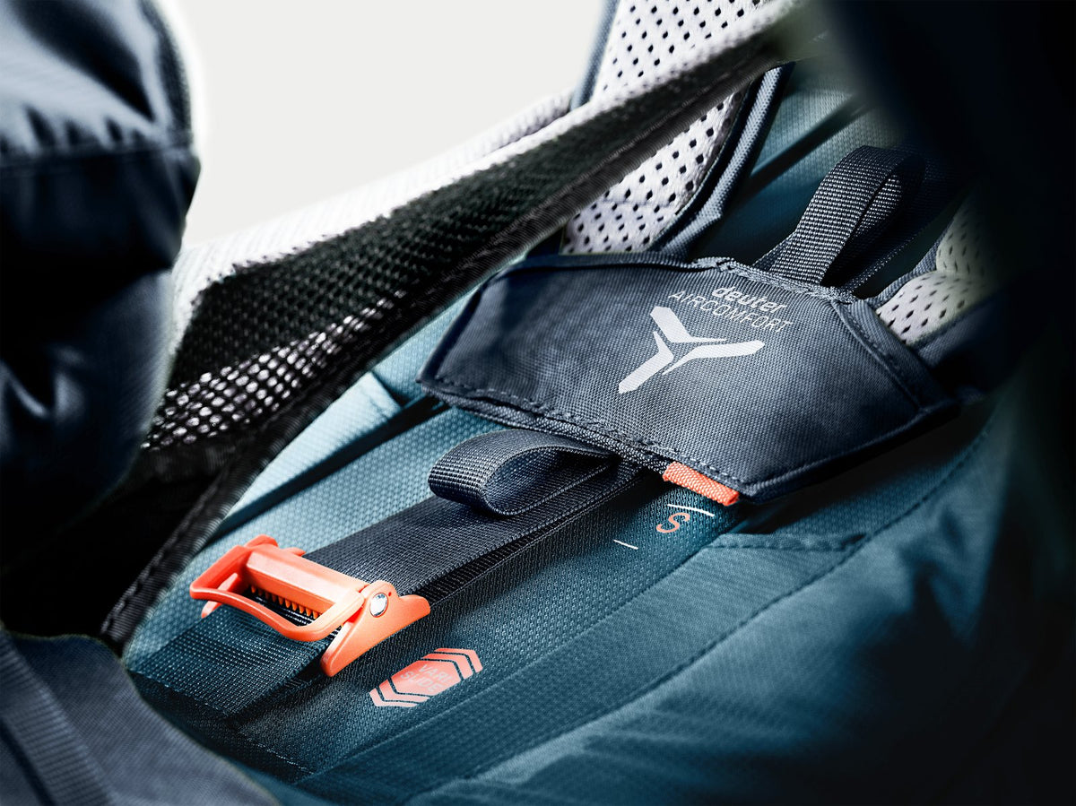 Close-up of the VariSlide back length adjustment on the Deuter Futura Air Trek 50+10