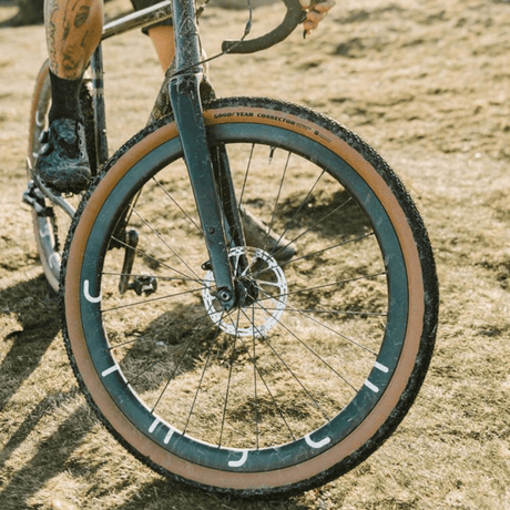 Goodyear Gravel Tyres Black / 700x40 Connector Ultimate Tubeless Complete GY00940622V003