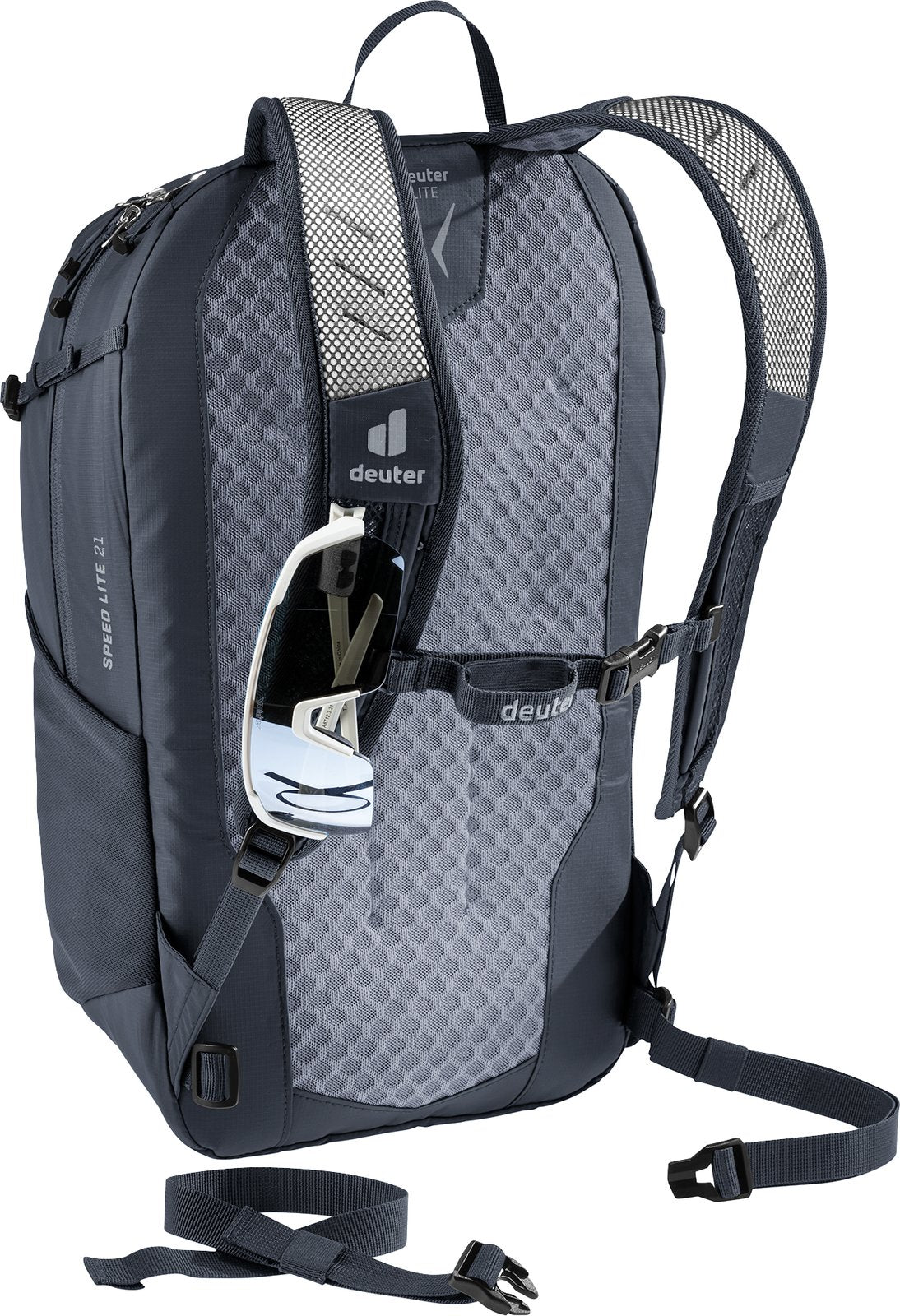 Deuter Speed Lite 21 with sunglasses clipped to the shoulder strap and the waist belt detached